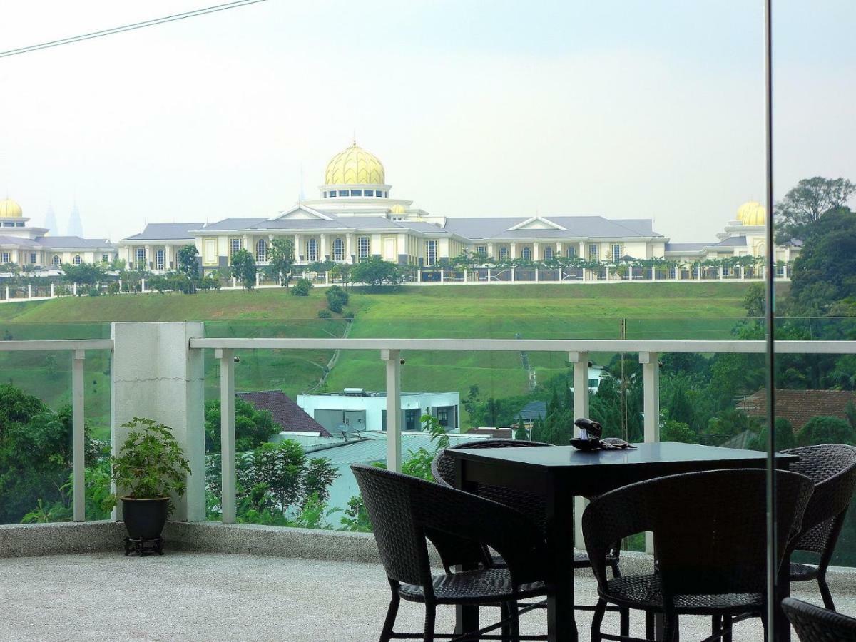 Corporate Hotel Suites At Hartamas / Mont Kiara Kuala Lumpur Buitenkant foto